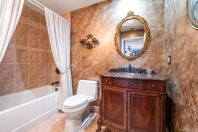 1130 Savoy Drive, Melville, NY 11747