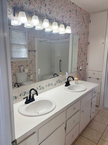 400 Winding Road, Dothan, AL 36301