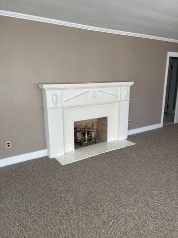 400 Winding Road, Dothan, AL 36301