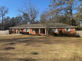 400 Winding Road, Dothan, AL 36301