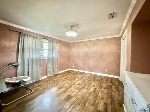 2305 Buccaneer Dr, Longview, TX 75604