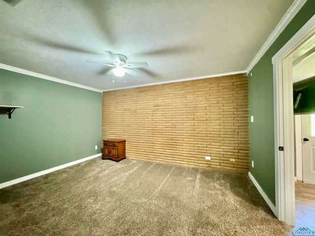 2305 Buccaneer Dr, Longview, TX 75604