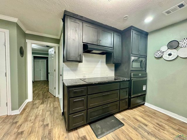 2305 Buccaneer Dr, Longview, TX 75604