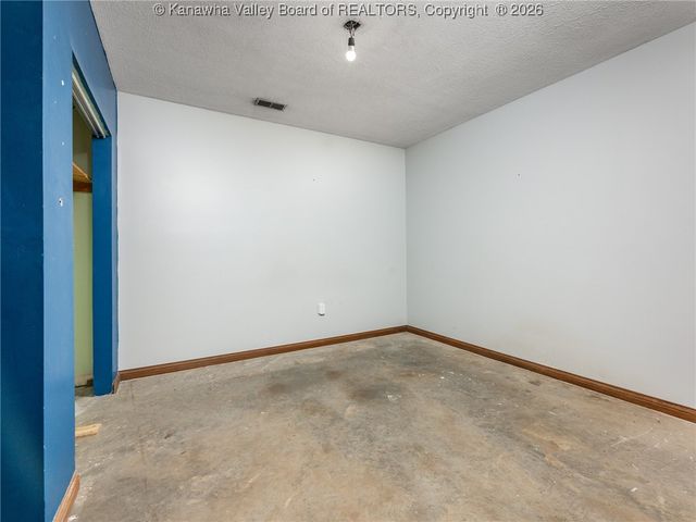 146 Riverview Drive, Tornado, WV 25202