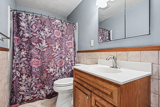 669 Waverly Road, La Porte, IN 46350