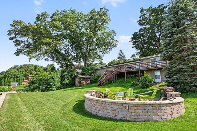 669 Waverly Road, La Porte, IN 46350
