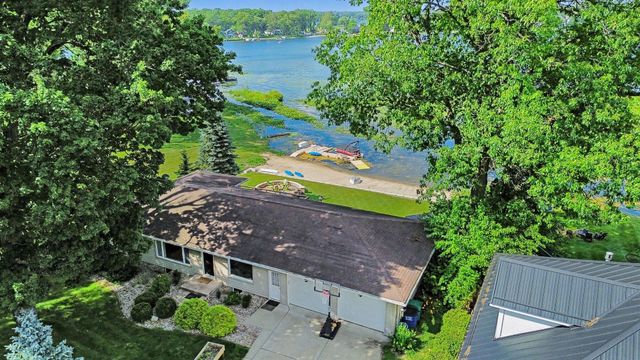 669 Waverly Road, La Porte, IN 46350