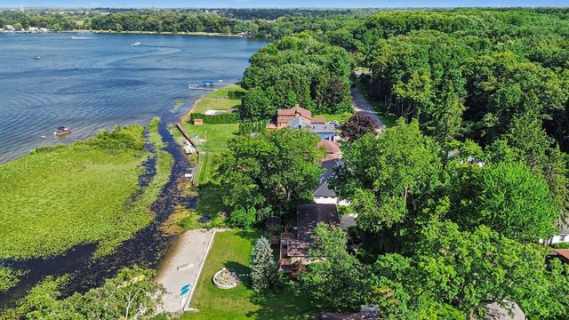 669 Waverly Road, La Porte, IN 46350