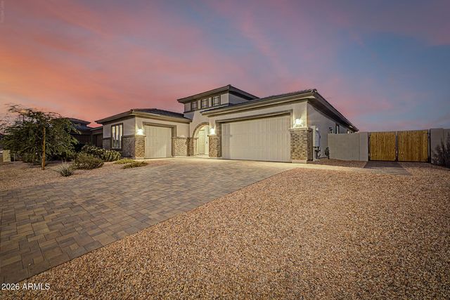 20266 W MULBERRY Drive, Buckeye, AZ 85396