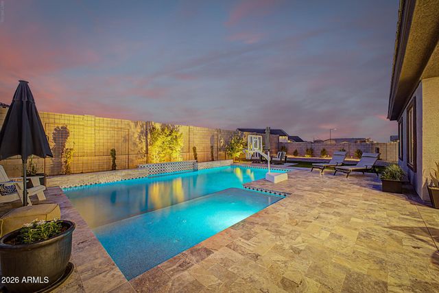 20266 W MULBERRY Drive, Buckeye, AZ 85396