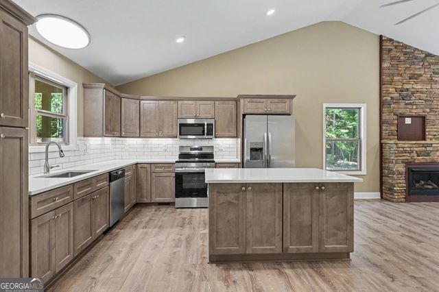1347 John Smith Road E, Blairsville, GA 30512