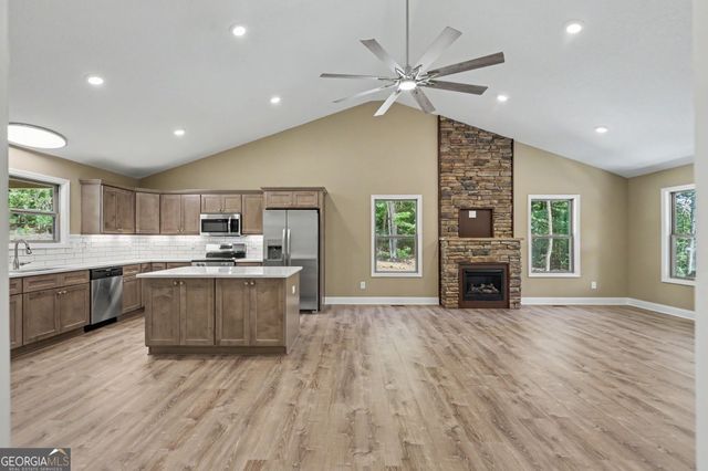 1347 John Smith Road E, Blairsville, GA 30512