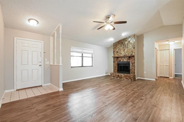 1309 COVE PLACE, Tavares, FL 32778