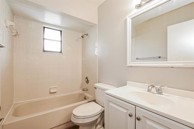 1309 COVE PLACE, Tavares, FL 32778