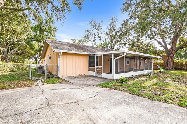 1309 COVE PLACE, Tavares, FL 32778