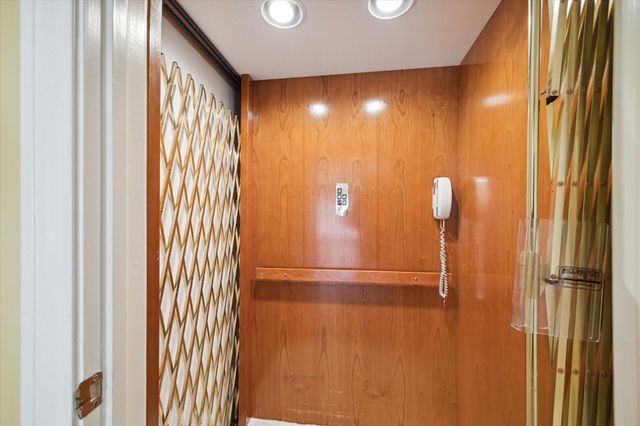 5747 Longmont Lane, Houston, TX 77057