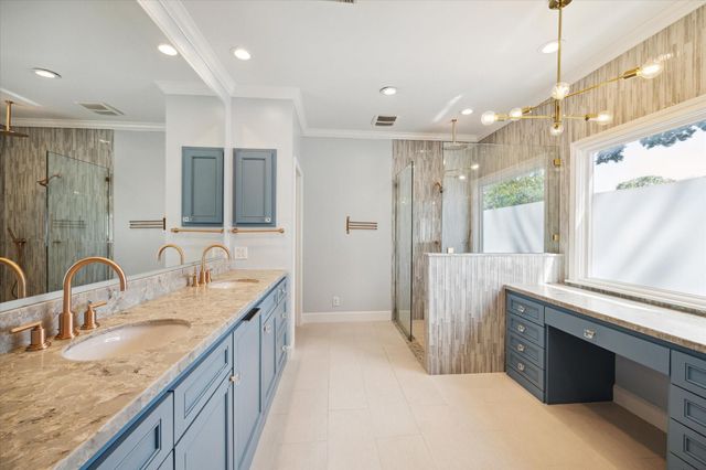 5747 Longmont Lane, Houston, TX 77057