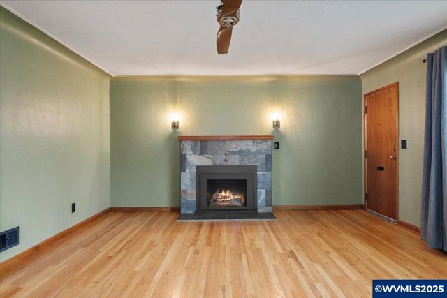 1725 24th St NE, Salem, OR 97301