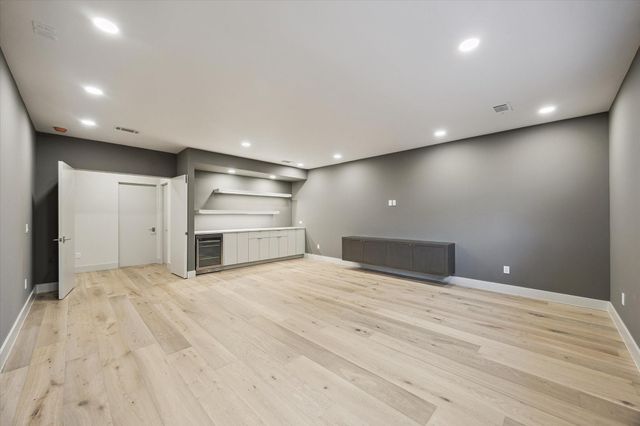 2129 Quenby Street, Houston, TX 77005