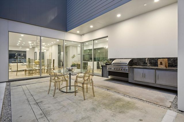 2129 Quenby Street, Houston, TX 77005