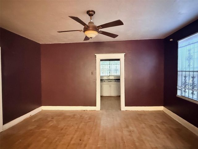 2912 YBOR STREET, Tampa, FL 33605