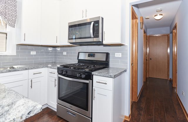 4043 N Wagner Avenue, Schiller Park, IL 60176