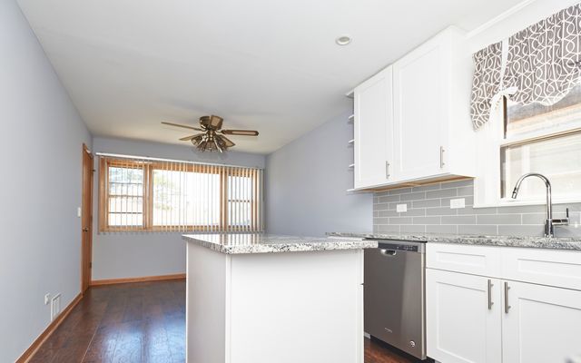 4043 N Wagner Avenue, Schiller Park, IL 60176