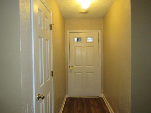 7513 MEADOWLAND DR, Memphis, TN 38133