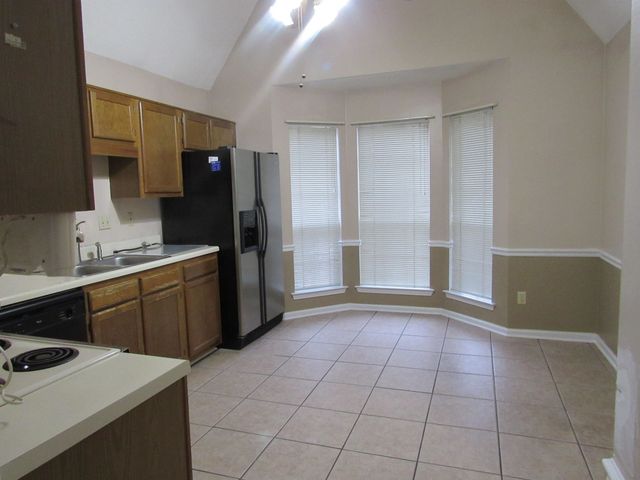 7513 MEADOWLAND DR, Memphis, TN 38133