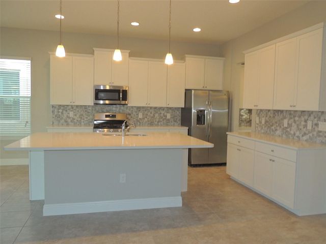 7153 SUMMERLAKE GROVES STREET, Winter Garden, FL 34787