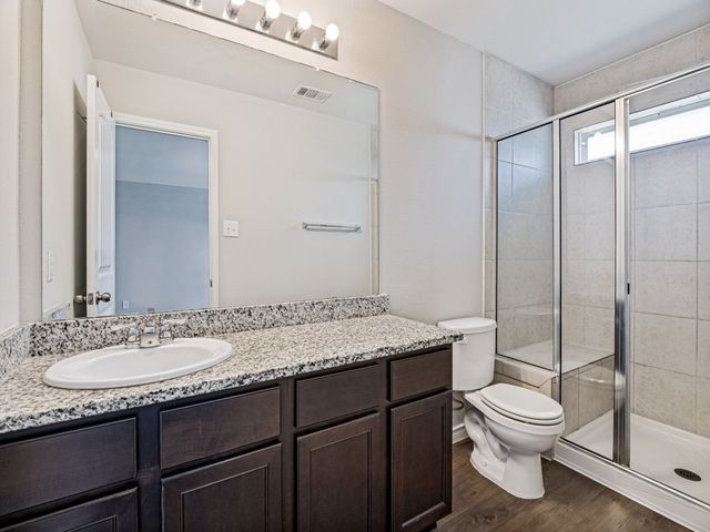 1603 Blue Jay Drive, Ennis, TX 75119