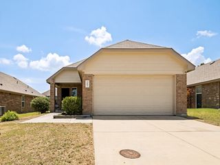 1603 Blue Jay Drive, Ennis, TX 75119