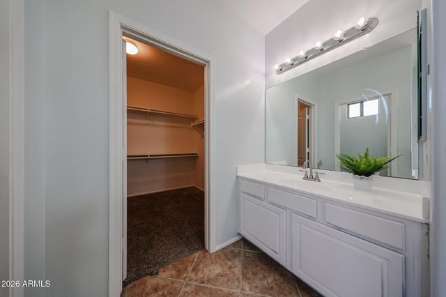 7139 W PIONEER Street, Phoenix, AZ 85043