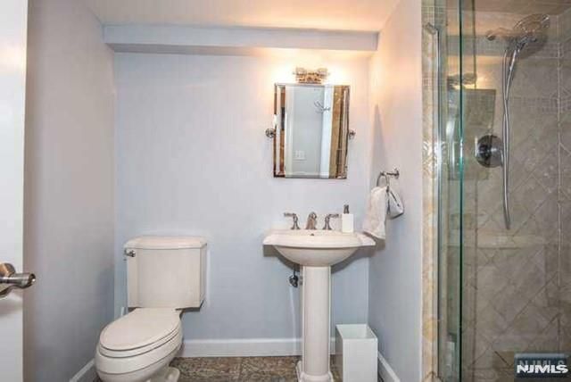 67 Hanover Road, West Milford, NJ 07421