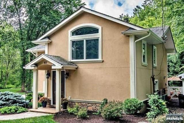 67 Hanover Road, West Milford, NJ 07421