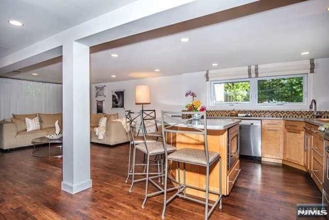 67 Hanover Road, West Milford, NJ 07421