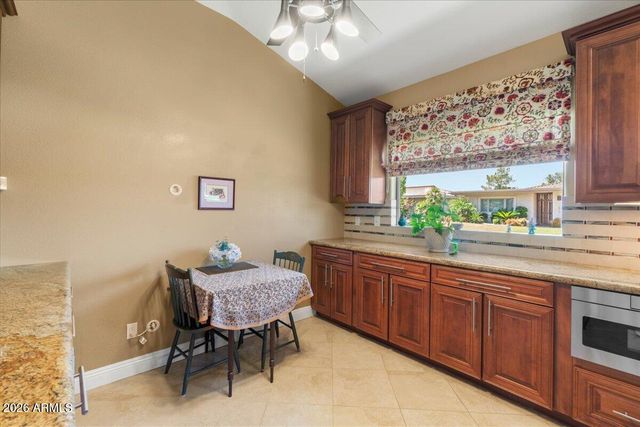 7736 E BISBEE Road, Scottsdale, AZ 85258