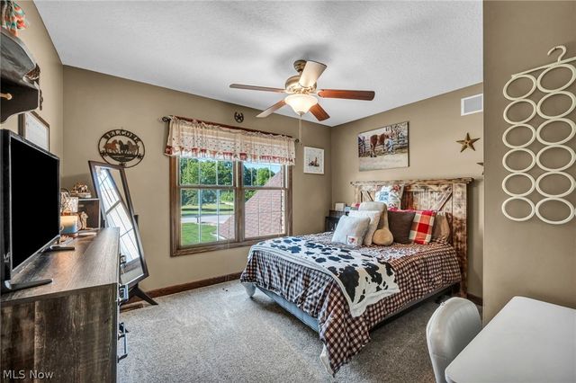 2473 Halle Drive, Medina, OH 44256