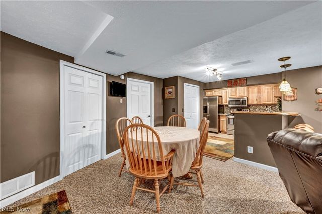 2473 Halle Drive, Medina, OH 44256