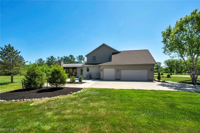 2473 Halle Drive, Medina, OH 44256