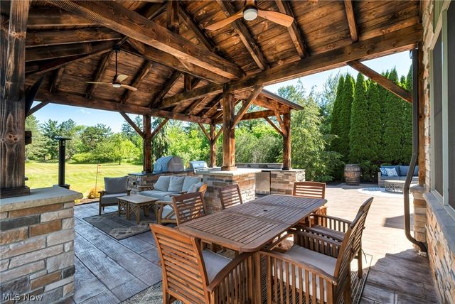 2473 Halle Drive, Medina, OH 44256