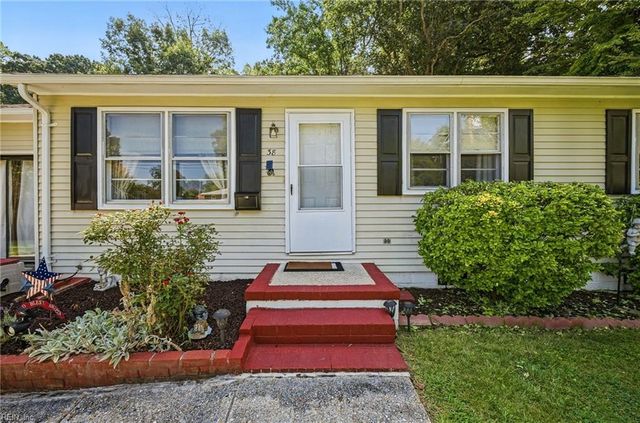 38 Garfield DR, Newport News, VA 23608