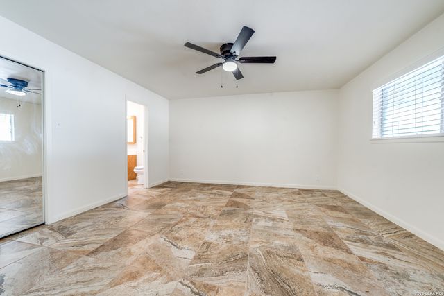 6803 N Forest Crest St., San Antonio, TX 78240