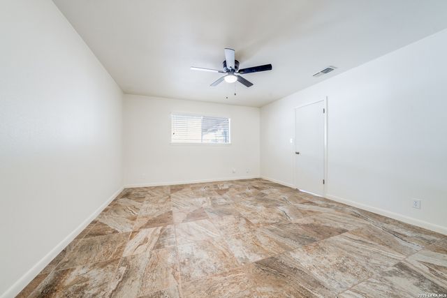 6803 N Forest Crest St., San Antonio, TX 78240