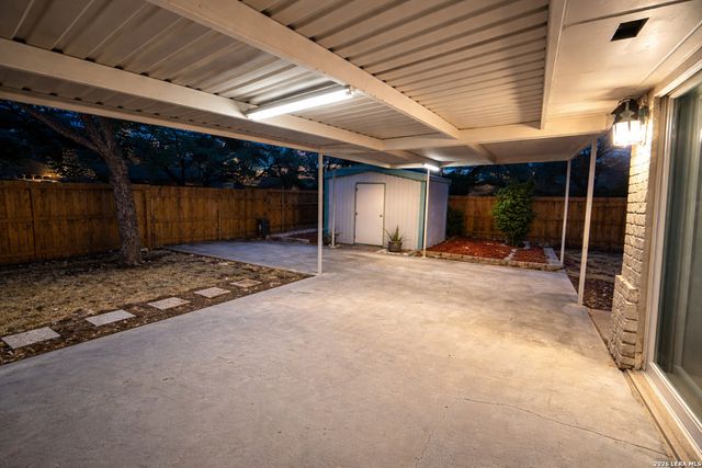 6803 N Forest Crest St., San Antonio, TX 78240