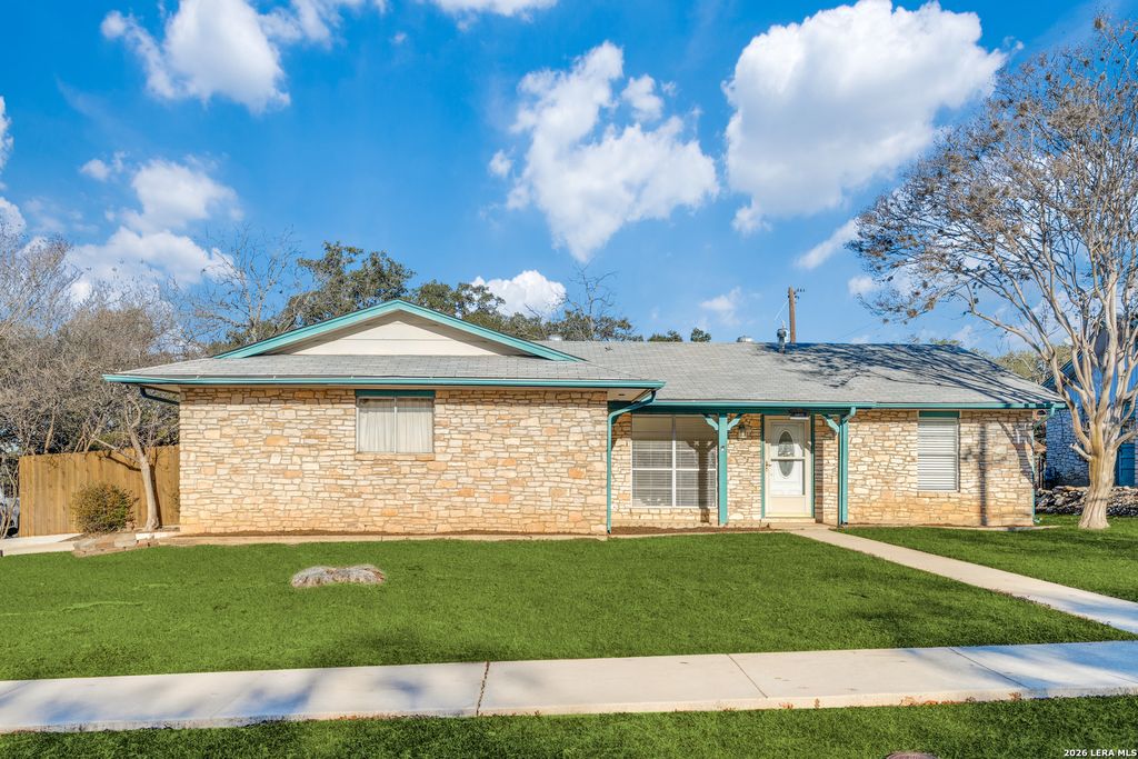 6803 N Forest Crest St., San Antonio, TX 78240
