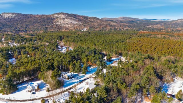 70 McEchron Lane, Queensbury, NY 12804