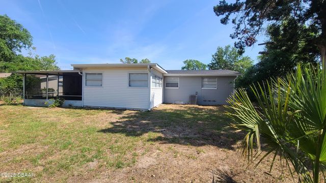 2222 Harvard Road, South Daytona, FL 32119