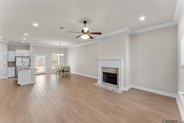 40205 Maddie Dr, Prairieville, LA 70769