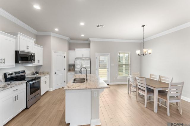 40205 Maddie Dr, Prairieville, LA 70769